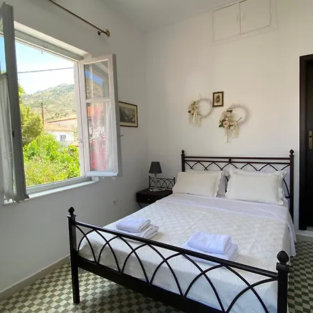 Guest house Douskos Uptown Living Hydra (Saronic Islands)